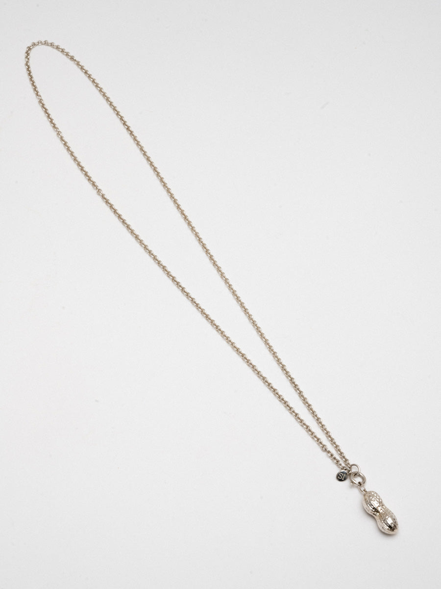 PEANUT PENDANT XL SILVER WITH LONG CHAIN